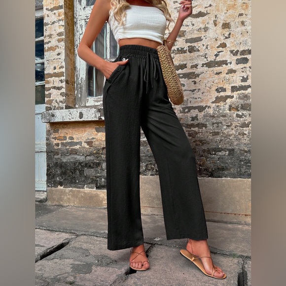 Minimalist Pocket tapered Linen Pants black - Picture 2 of 5